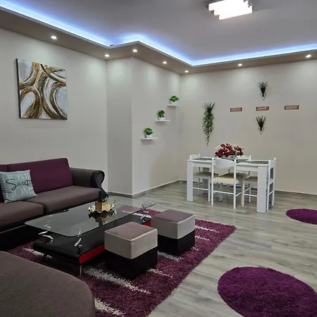 Sweet Apartment *