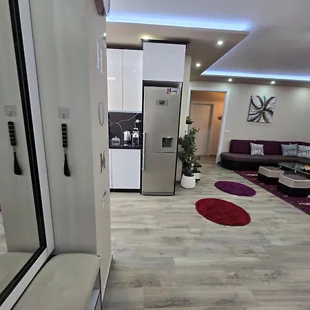Apartment Sweet *