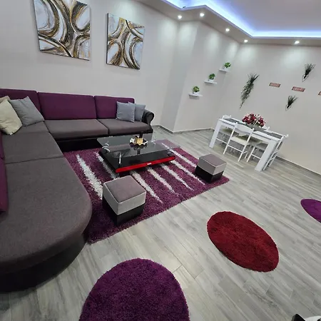 Apartment Sweet *