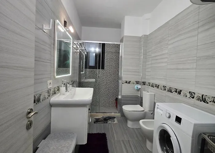 Sweet 아파트 Lushnjë