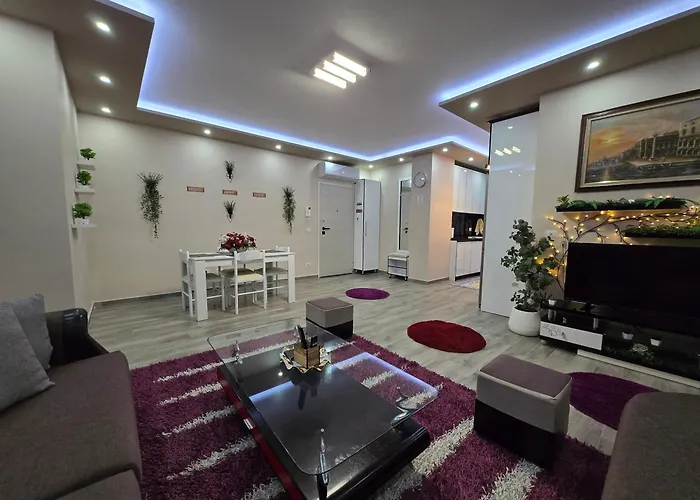 Sweet 아파트 Lushnjë